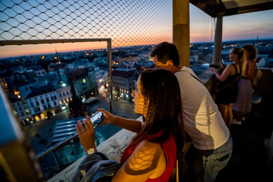 Olomoucká muzejní noc již podvacáté. Otevře se centrála potrubní pošty, kaple i radniční věž