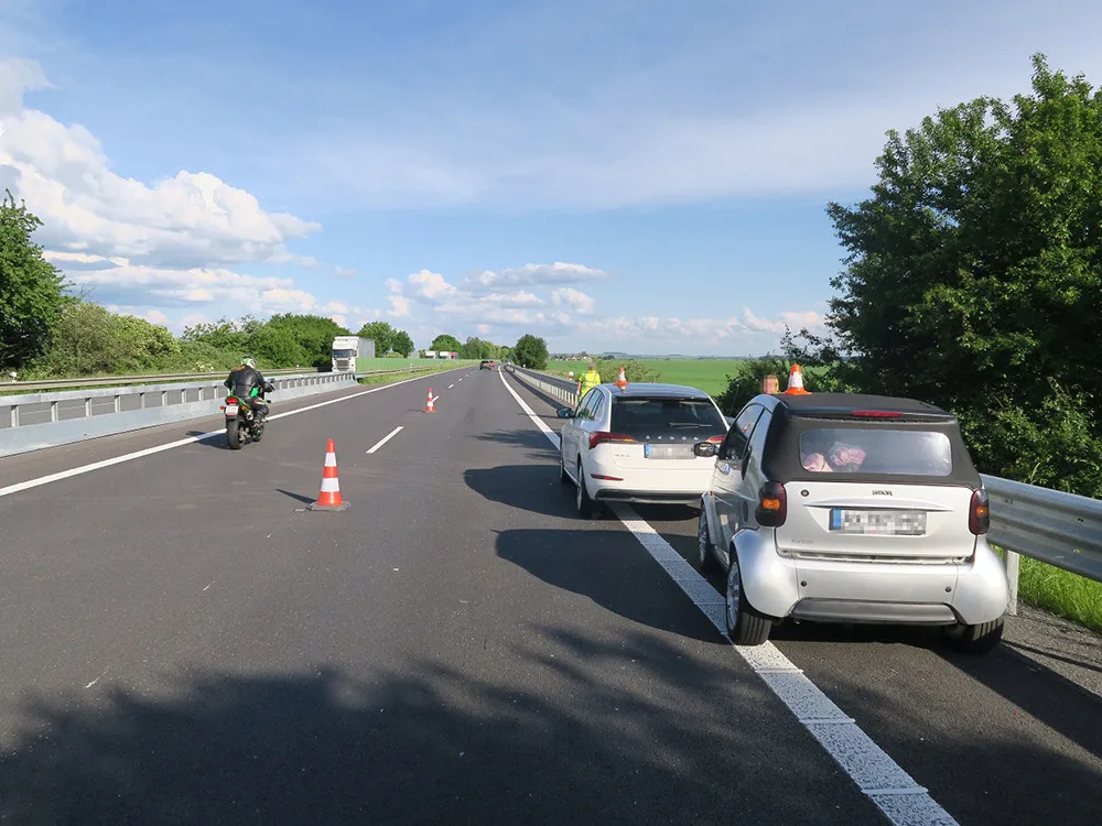 Dopravní nehoda se stala na 251,5. km dálnice D35
