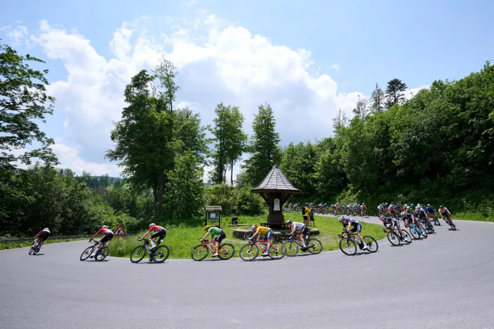 Sever Olomouckého kraje ovládne od zítřka do neděle cyklistický Závod míru. Řidiči musí počítat omezeními