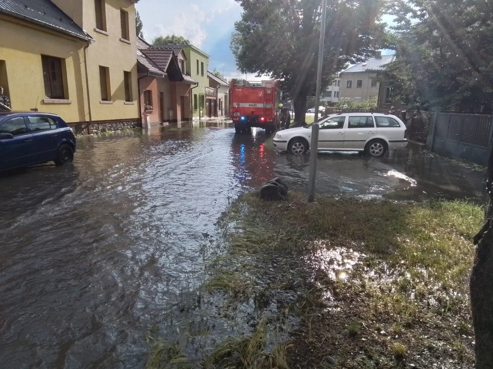 Příval vody zaplavil sklepy na několika místech v Olomouci