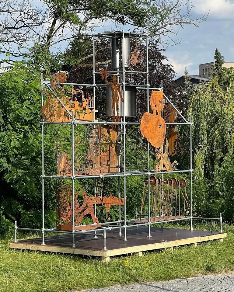 ANKETA: Garáže na Horním náměstí? Nové umělecké instalace v Olomouci budí velkou pozornost
