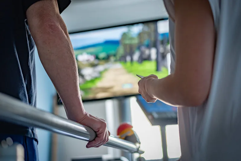 Šance pro pacienty po úrazech a mozkových příhodách. Fakultní nemocnice modernizuje rehabilitaci