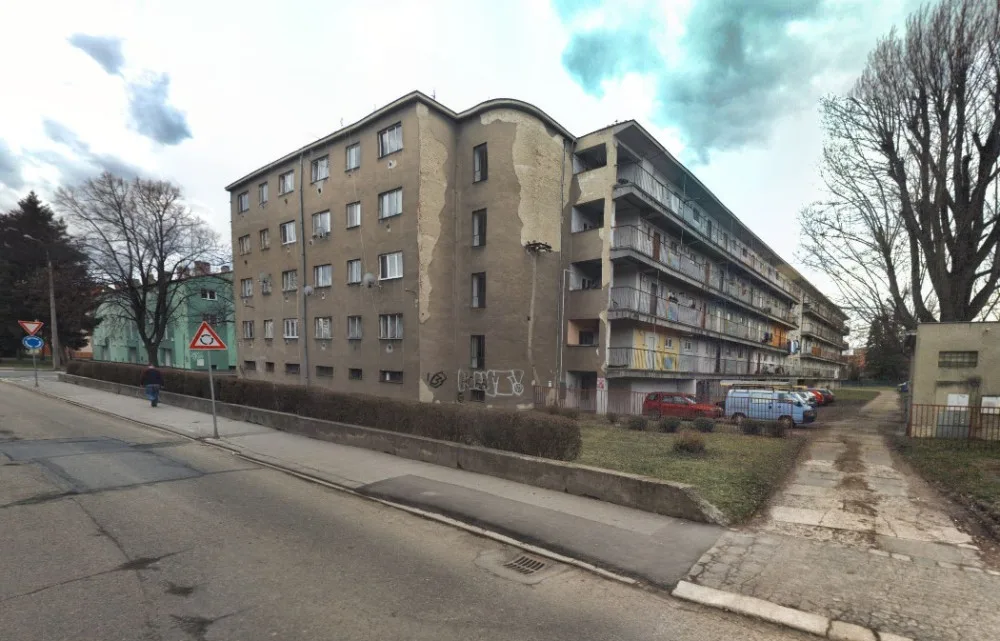 Prostějov chce opravit nechvalně proslulý bytový dům na Šárce. Kvůli dotacím musí změnit projekt