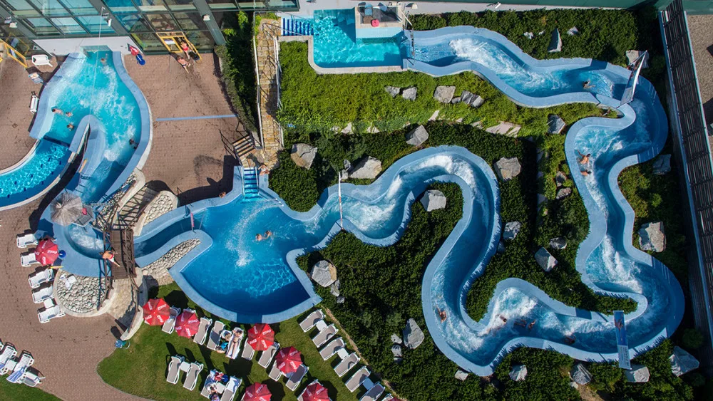 size4-17206985004586-139-prijdte-si-uzit-letni-prazdniny-a-zazit-brazilske-leto-v-aquapalace-praha