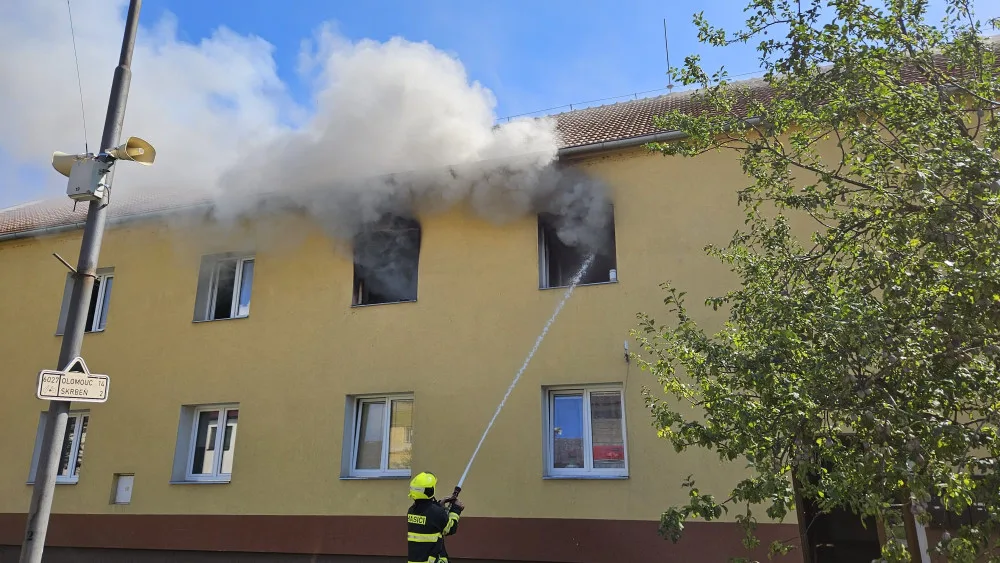 V Příkazech hořel bytový dům. Škoda je tři miliony korun