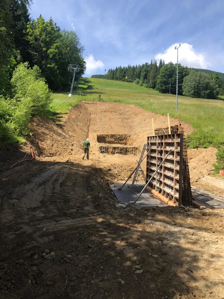 Skipark ve Filipovicích buduje moderní čtyřsedačkovou lanovku. Přijde na čtyřicet milionů korun