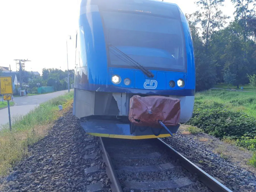 3 - Dopravní nehoda na přejezdu ve Velké Bystřici