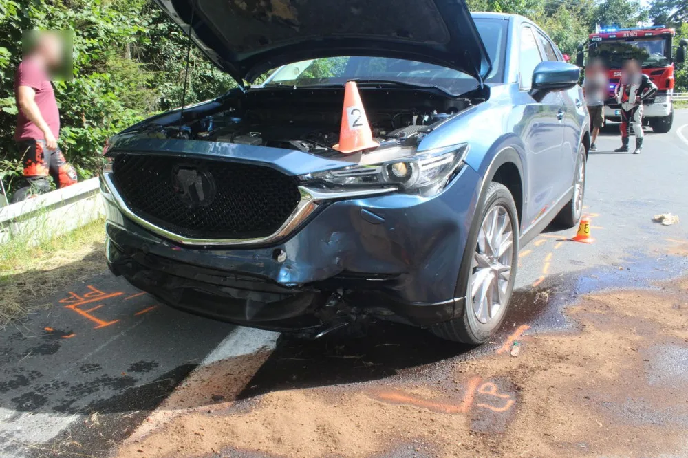 Tragická nehoda sedmadvacetiletého motorkáře v Lipině. Záchranáři ho dvakrát oživovali, ale nepřežil