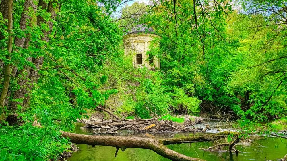 TIP NA VÝLET: Chrám přátelství, jez i Obelisk. Pohodový výlet Litovelským Pomoravím zvládnou i děti