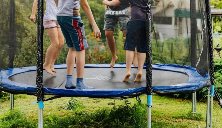 size3-17236338707799-207-vedra-zvedla-poptavku-po-padlech-trampolinach-i-podvodnich-skutrech