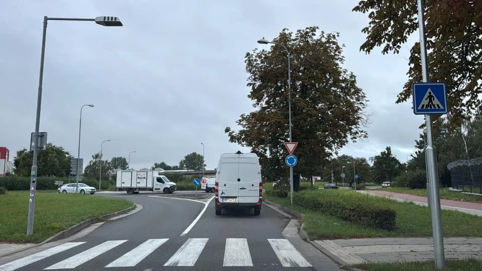 Kolony a zácpy po celé Olomouci. Opravy Velkomoravské ráno notně zkomplikovaly dopravu