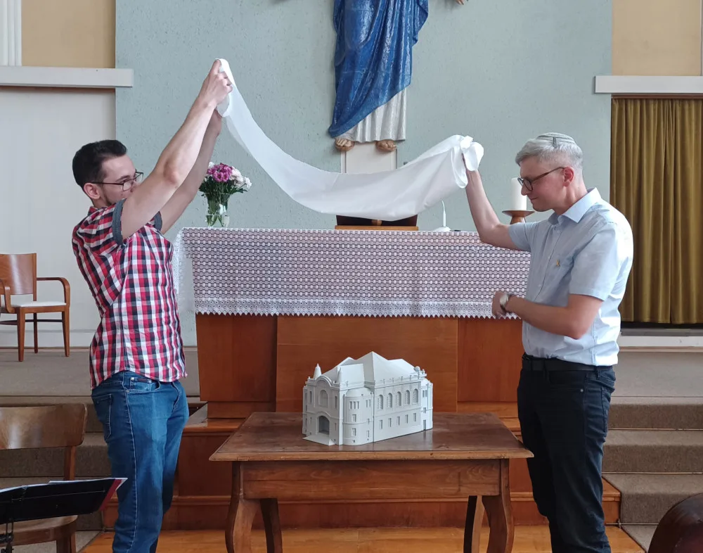 Jak vypadala prostějovská synagoga? Trojité výročí přineslo i 3D model