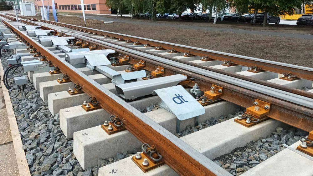 FOTOGALERIE: Prostějovská firma vyrobila první českou výhybku pro vysokorychlostní tratě. Vlaky poletí více než dvoustovkou