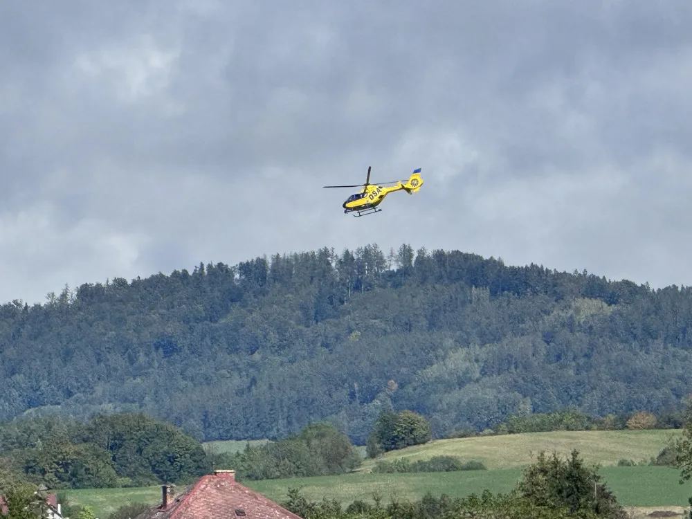 VIDEO: V Hanušovicích se protrhla hráz, vlna zaplavila město za pár minut. Lidé jsou uvěznění v domech