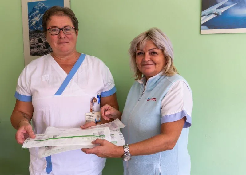 Zdravotníci z ortopedicko-traumatologického oddělení prostějovské nemocnice využívají novou variantu obvazů