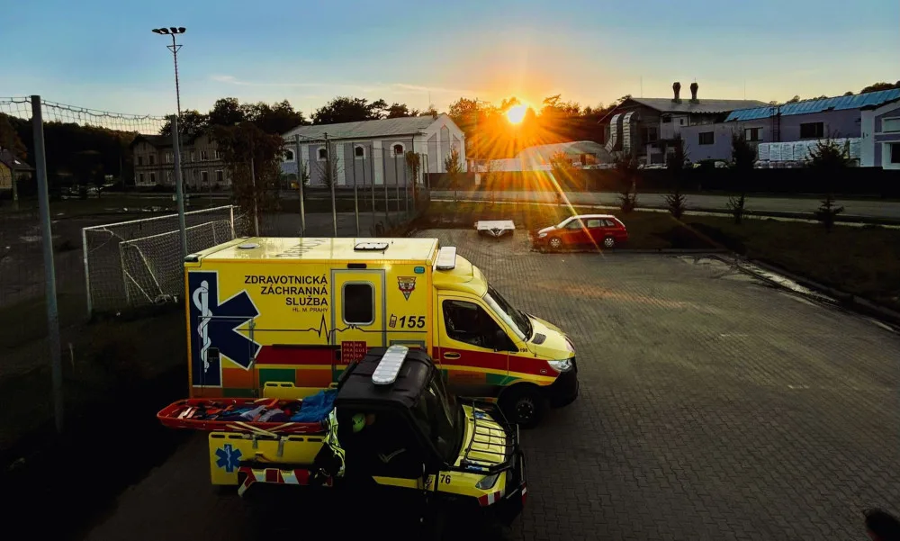 Pražští záchranáři pomohli po povodních na Jesenicku desítkám lidí. Předepisovali ztracené léky, řešili ale i infarkt