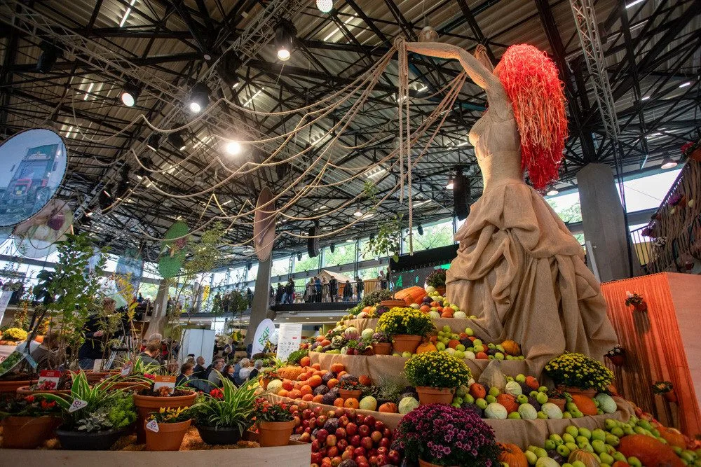 Podzimní Flora Olomouc otevřela své brány. Hlavní expozici vládne socha Natura