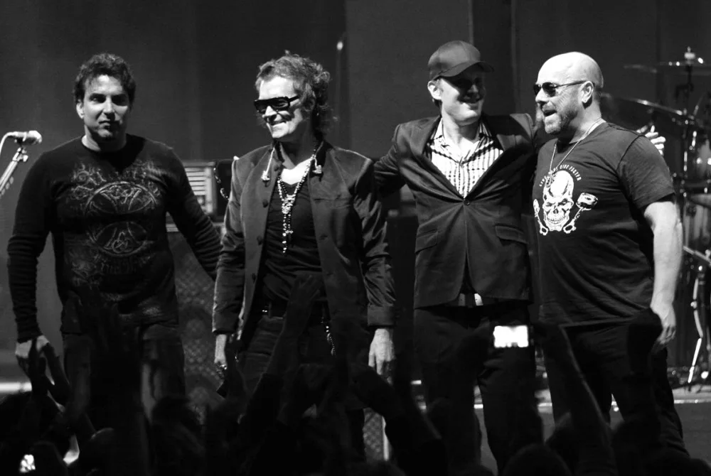 Hvězdný kytarista Joe Bonamassa s Black Country Communion v Olomouci. Vystoupí v Korunní pevnůstce