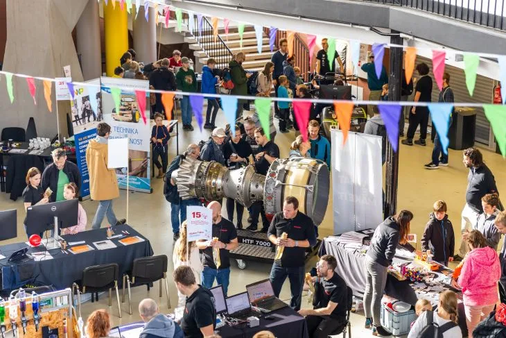 Humanoidní robot, řemesla i technologie - světový festival Maker Faire zavítá již počtvrté do Olomouce