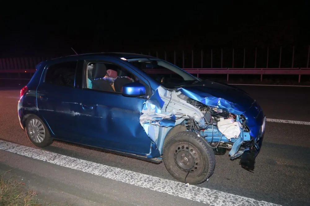 Žena se dvěma promile nabourala na dálnici D35 další vůz a ujela. Policie ji našla až v Mohelnici