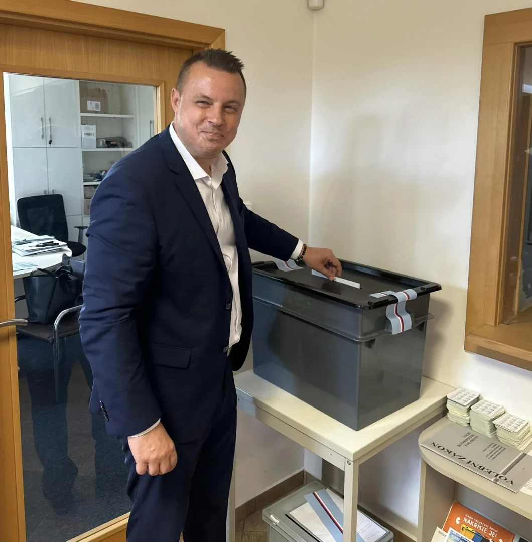 Rajchl dostal od advokátní komory pokutu padesát tisíc, provinil se výroky na sociálních sítích i při poskytování služeb