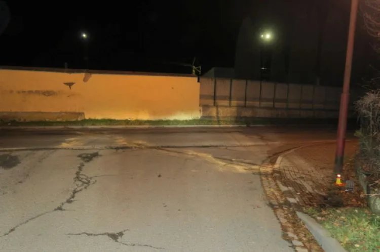 Opilý řidič pod vlivem marihuany za sebou v Doloplazech nechal spoušť. Neměl řidičák, techničák ani SPZ