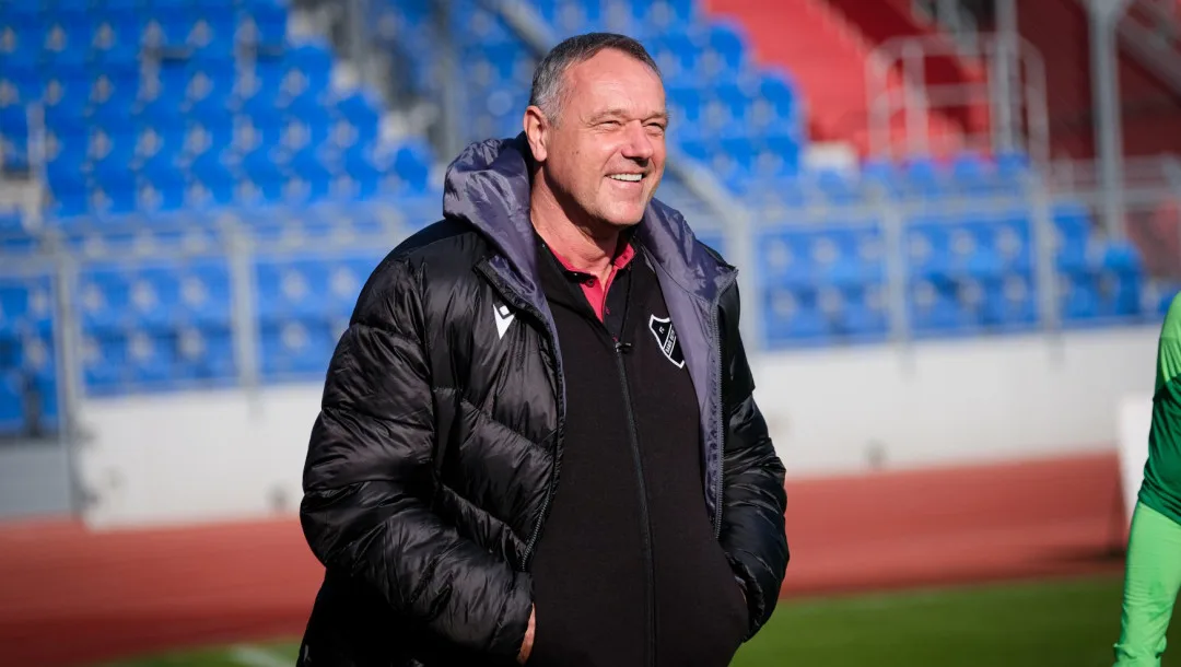 Sportovní ředitel Baníku a bývalý brankář reprezentace má rakovinu. Chemoterapii Mikloško odmítl