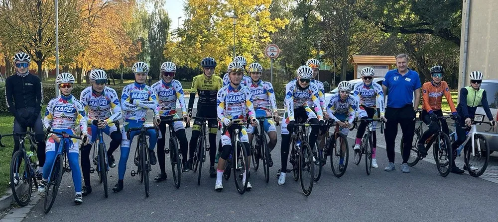 Kilometry pro novou sezonu začali najíždět mladí cyklisté MMK už na podzim.