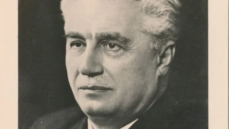 F. Sekanina foto