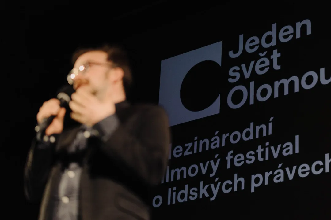 Festival Jeden svět se i letos vrátí do Olomouce. Přinese filmy, přednášky i koncerty
