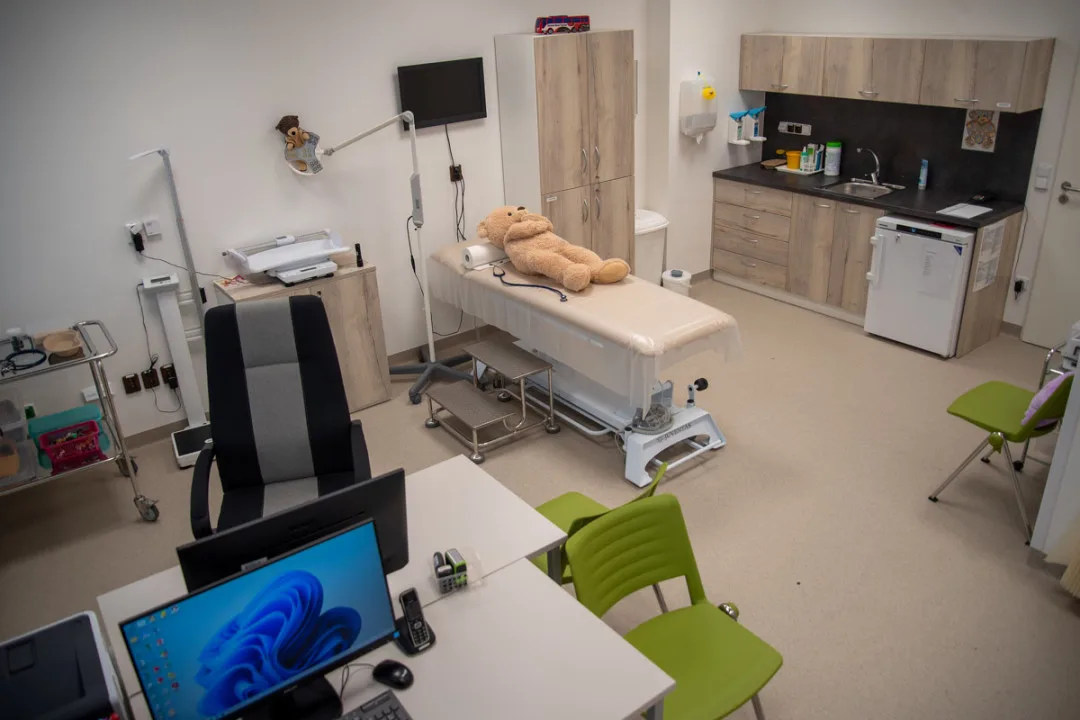 Dětská klinika v šetrném kabátě a s novými ambulancemi. FN OIomouc investovala přes 200 milionů