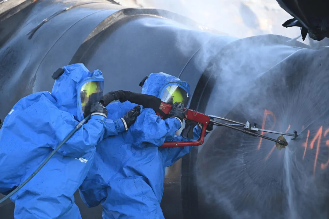 Toxický benzen, který unikl z havarovaného vlaku na Přerovsku, zasáhl podzemní vody