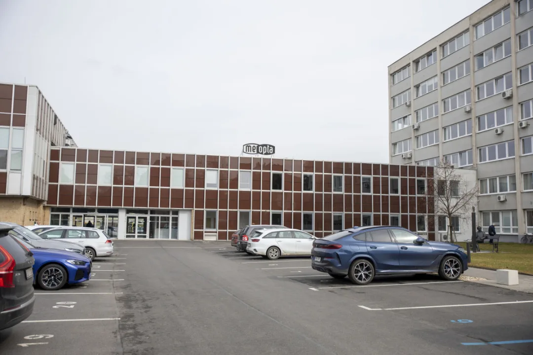 Meopta rozvíjí výrobu v Přerově. Do moderních provozů investovala přes půl miliardy