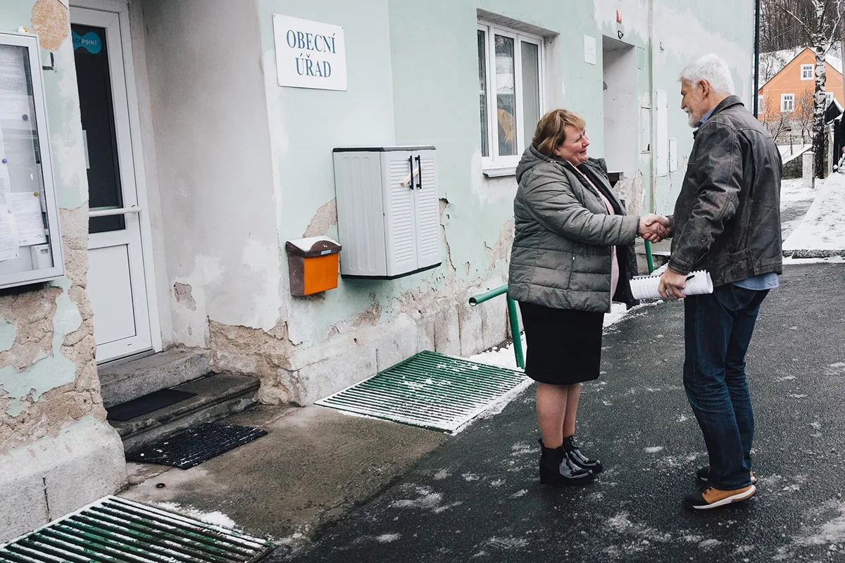 Utajovaná návštěva: prezident Pavel zavítal na Jesenicko, ocenil práci i solidaritu po povodních