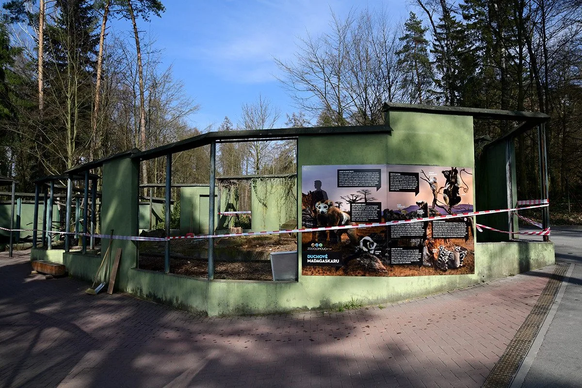 Bývalý pavilon pro malajské medvědy prochází úpravou, domov zde budou mít lemuři