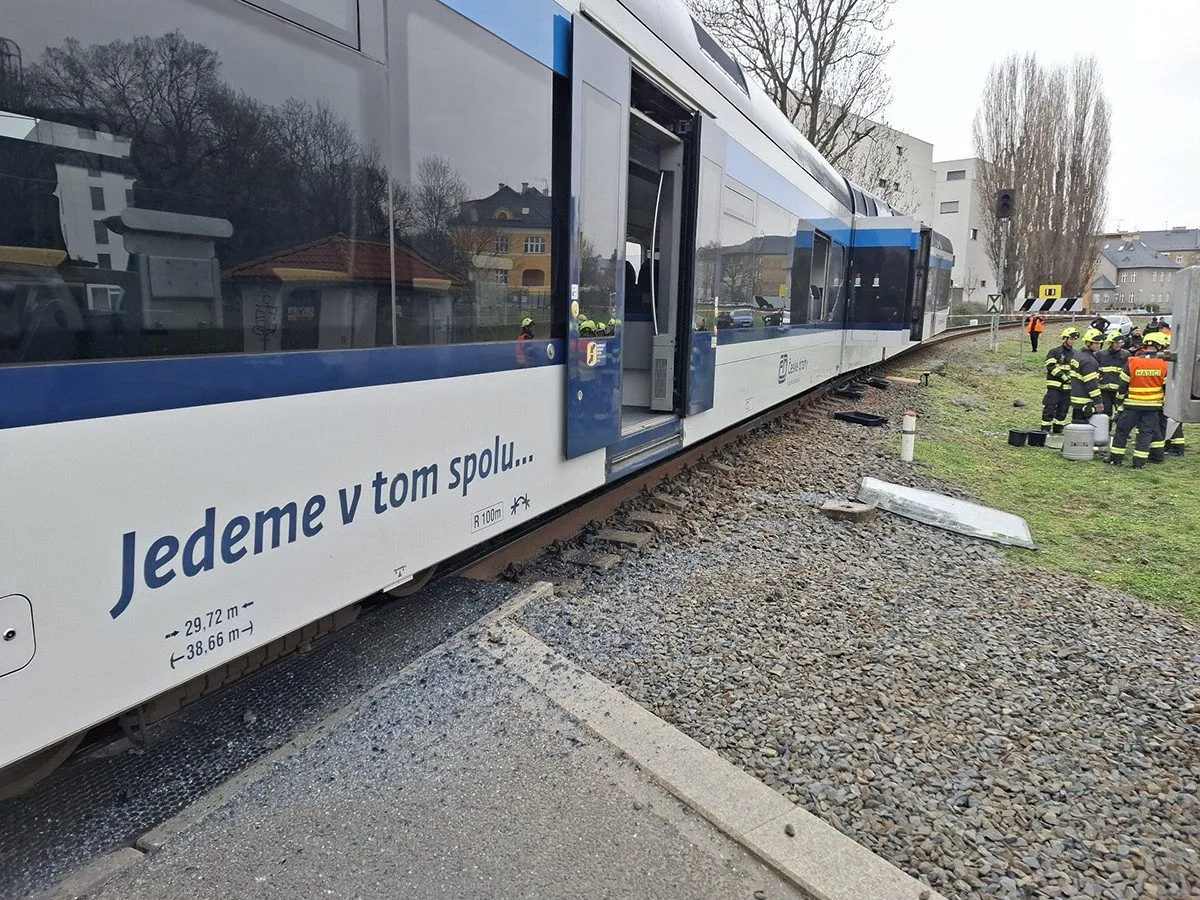 Vykolejený vlak u Šantovky v Olomouci