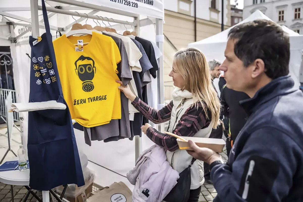 Tuny tvarůžků na všechny možné způsoby. Voňavý festival přitáhl do centra Olomouce davy