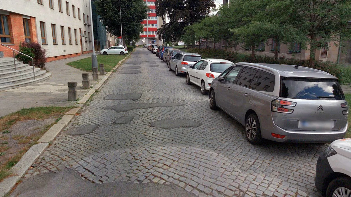 Ulice U Husova sboru v centru Olomouce projde opravou
