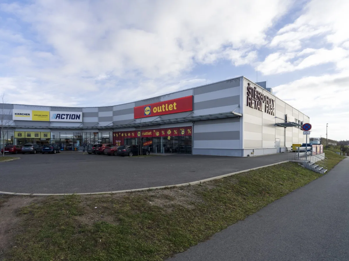 Slevový fenomén v Olomouci? Lidl outlet se má stěhovat na Kafkovu ulici