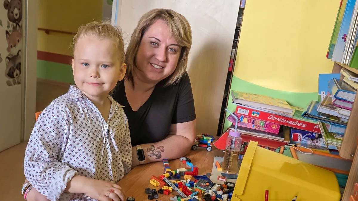 Na skok do nemocnice. Odstranění mandlí, zmrzlina a pětiletá Natálka ve stejný den jela domů