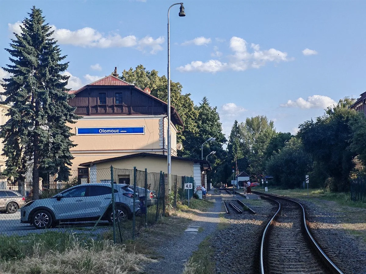 Zastávka Olomouc-město se přes prázdniny dočká několika vylepšení