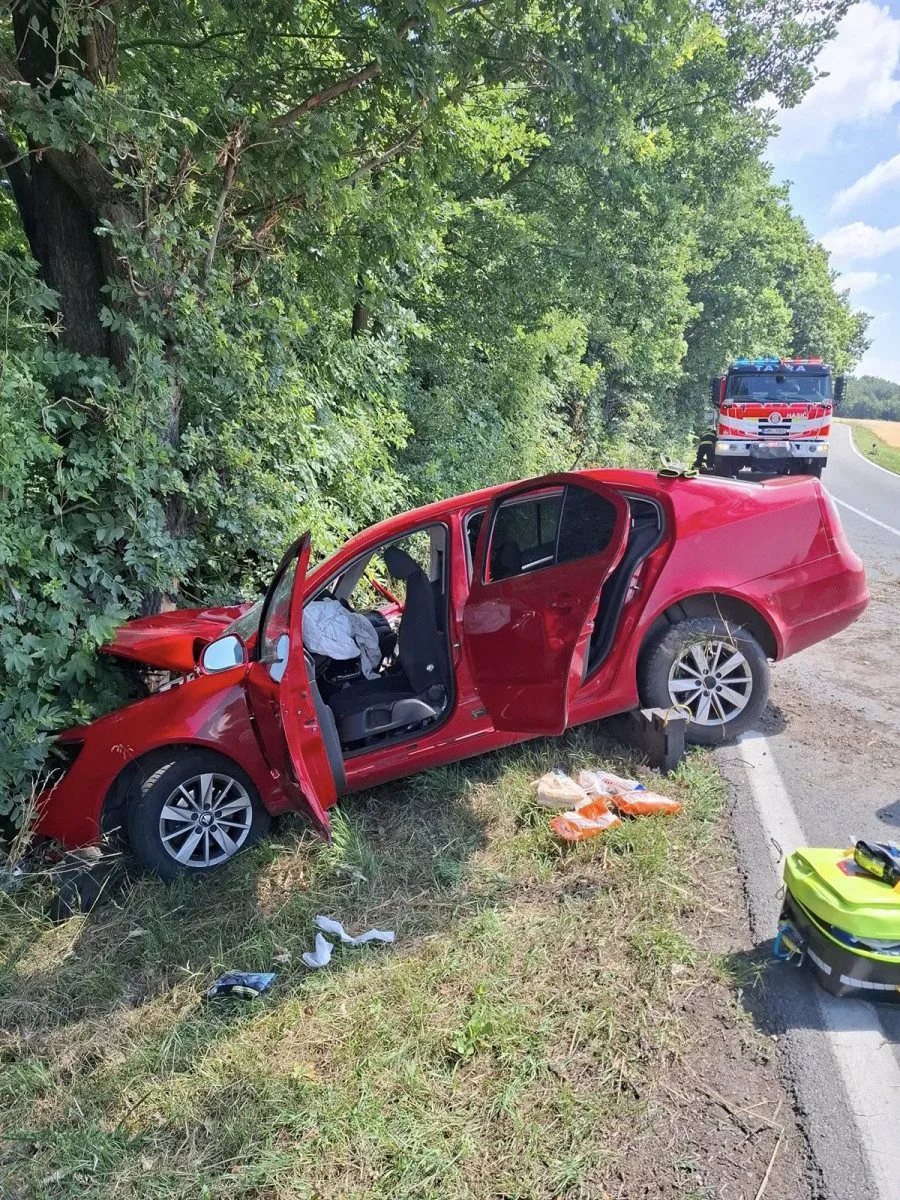 Dopravní nehoda u obce Měrotín na Litovelsku