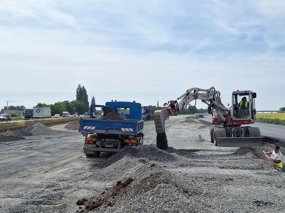 Stavba D35 Křelov-Slavonín