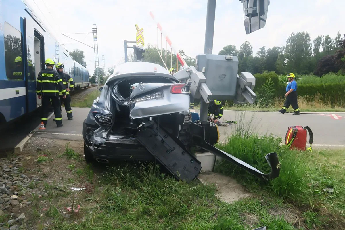 Dopravní nehoda na železničním přejezdu v Šumperku