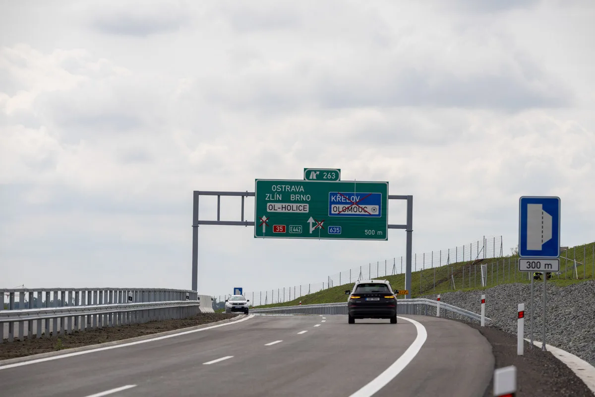 Klíčový úsek D35 vyhlíží otevření. Úleva pro šoféry u Olomouce nastane od neděle