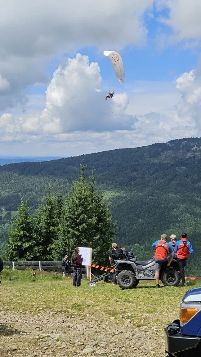 Zranění, vyčerpání, podchlazení. Kvůli špatnému počasí v Jeseníkách vzrostl počet úrazů