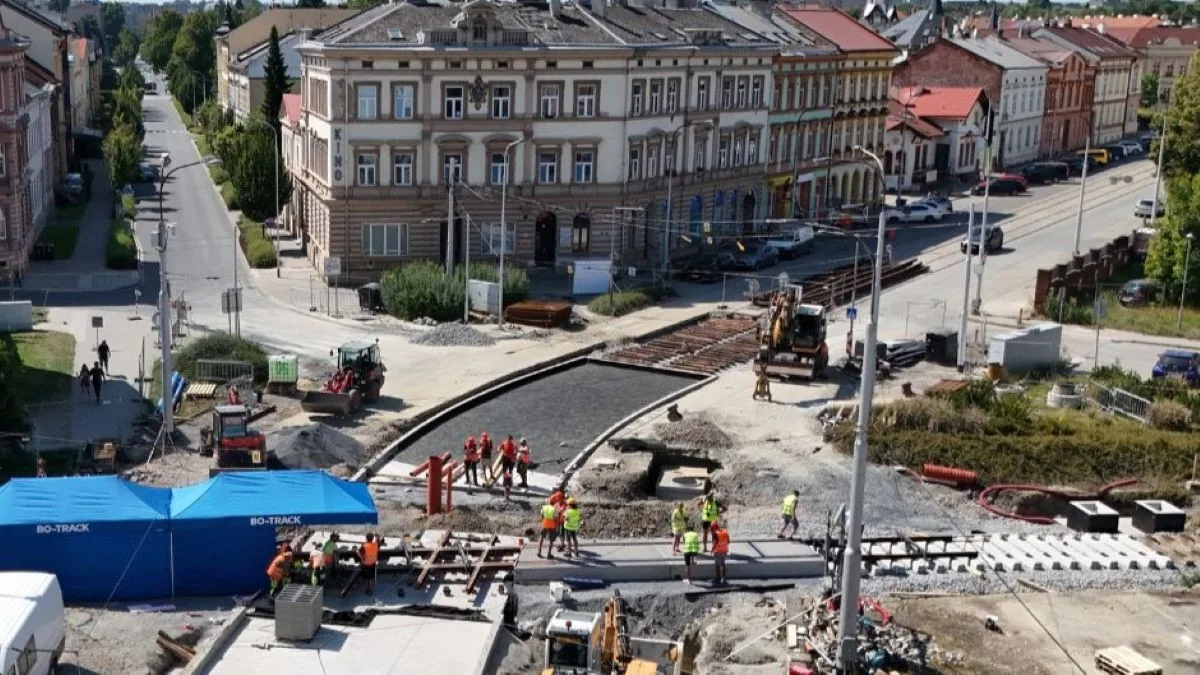 Špatná zpráv pro Neředín. Tramvaje tam nepojedou až do poloviny září