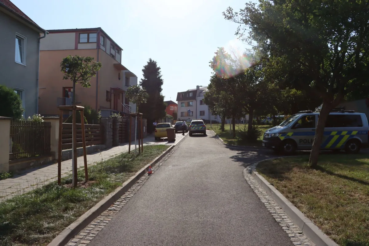 Notně opilá řidička přejela v Olomouci do protisměru a havarovala. Auto nemělo technickou