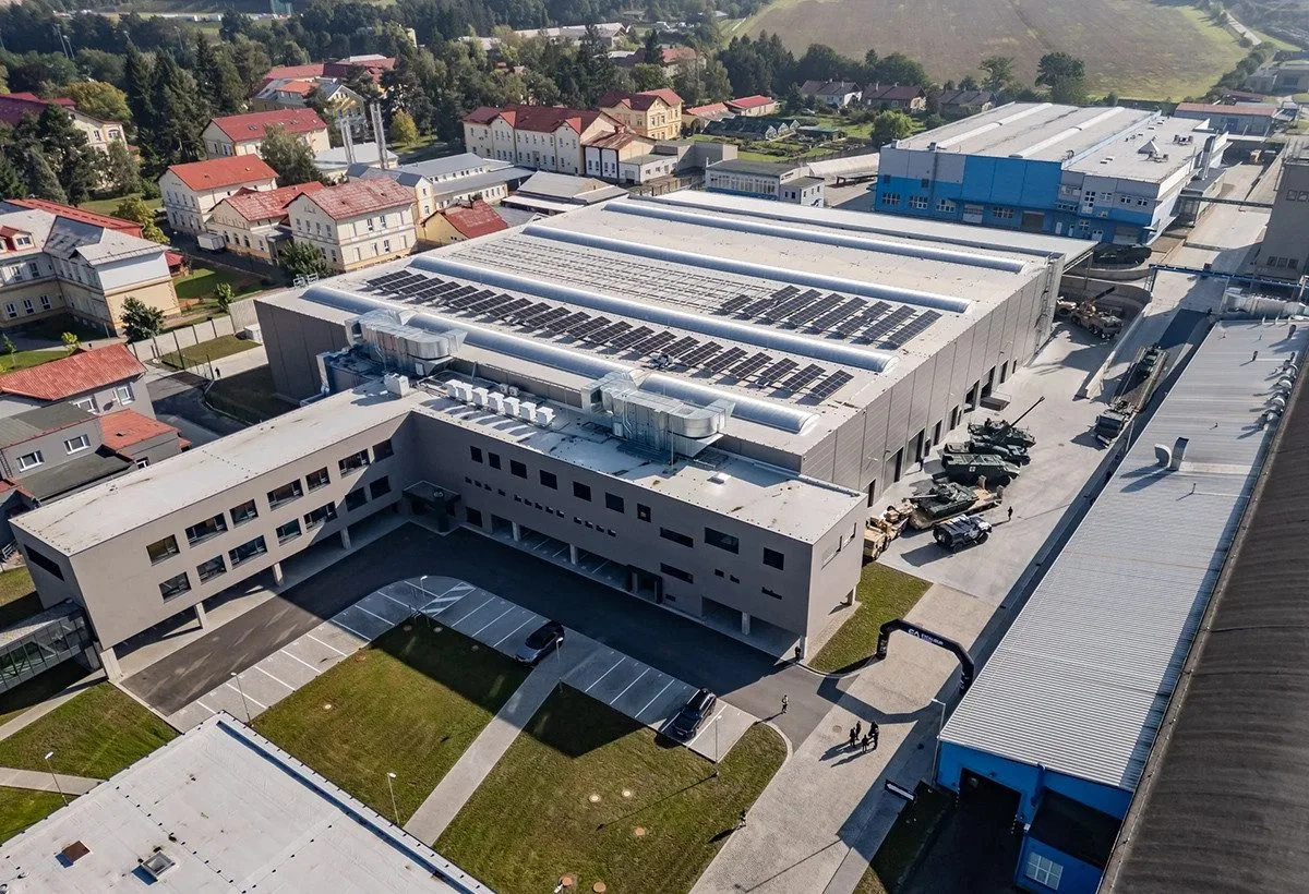 Nová výrobní hala v areálu Excalibur Army ve Šternberku