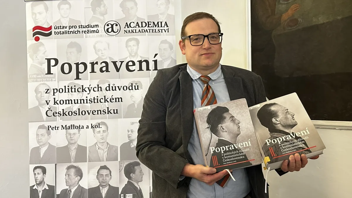 Petr Mallota vedl tým, který pracoval 15 let na čtyřdílné publikaci Popravení z politických důvodů v komunistickém Československu